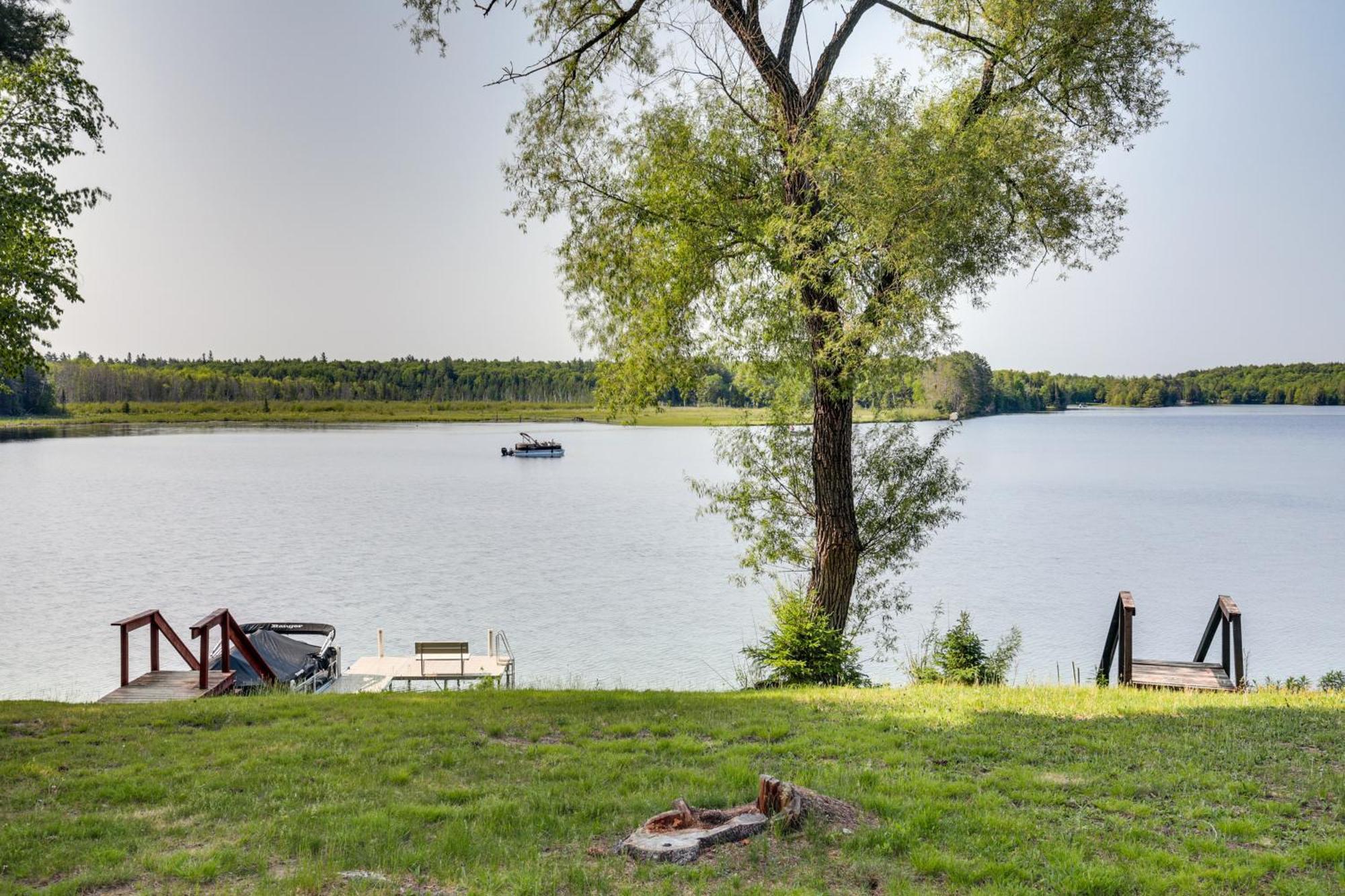 Вилла Eagle River Retreat Near Dam Lake With Boat Dock! Экстерьер фото